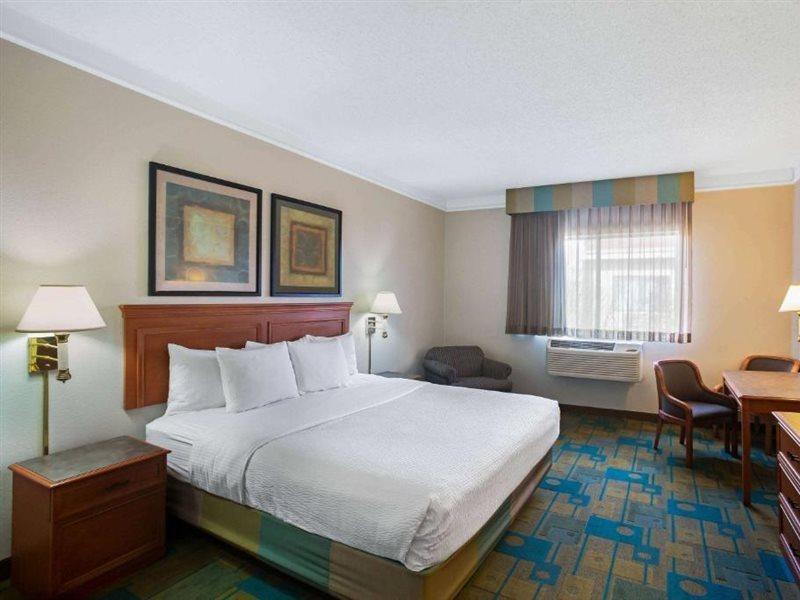 La Quinta By Wyndham Round Rock North Hotel Buitenkant foto